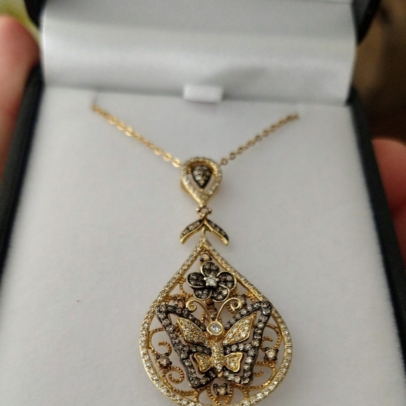 14k Yellow gold Diamond butterfly teardrop pendant - Picture 12 of 14